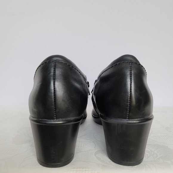 CLARKS Genette Curve Leather Slip-On Shoes- Black color- Women's Size 9.5M - Picture 12 of 13